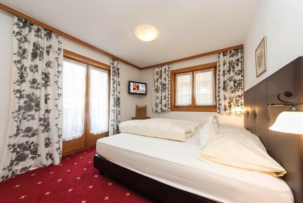 Hotel Tirolerhof Serfaus Esterno foto