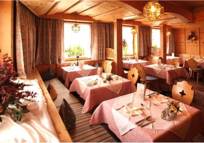 Hotel Tirolerhof Serfaus Esterno foto