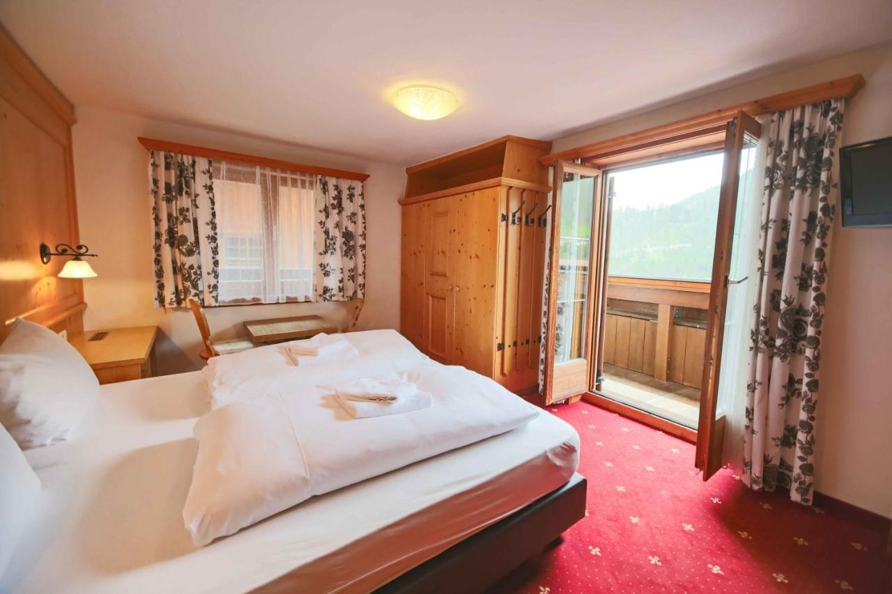 Hotel Tirolerhof Serfaus Esterno foto