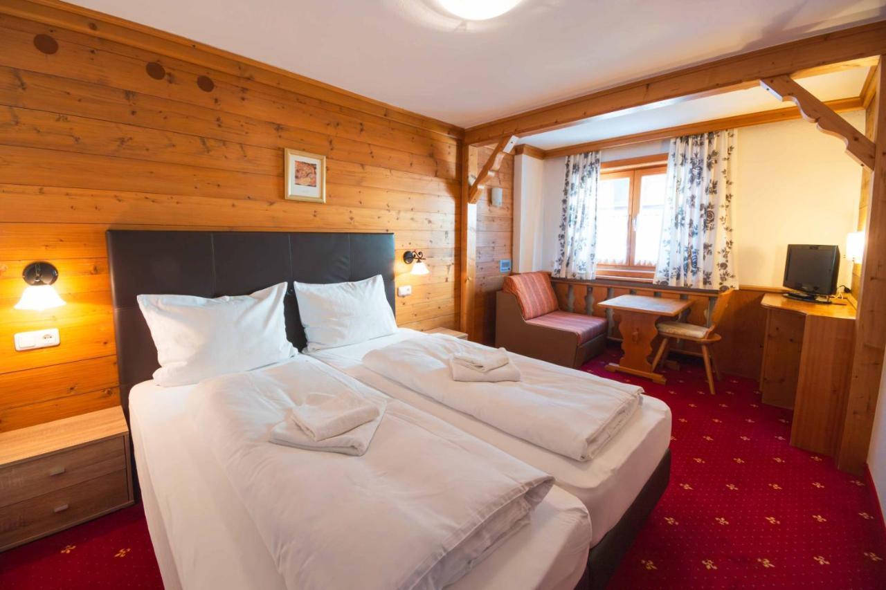 Hotel Tirolerhof Serfaus Esterno foto